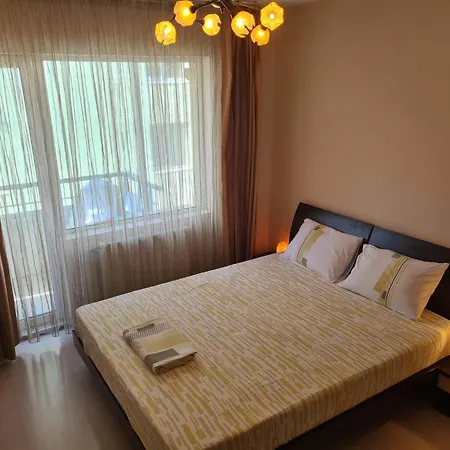 Апартамент Spacious 2 Bedroom