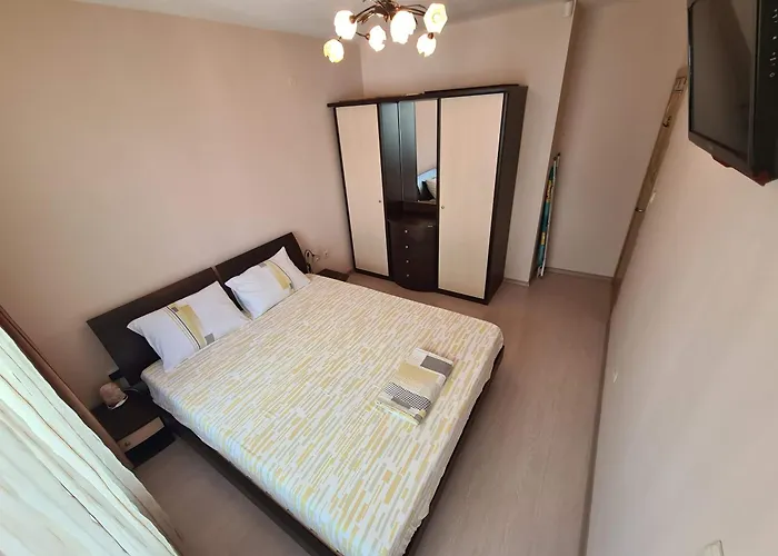 Spacious 2 Bedroom Appartement *