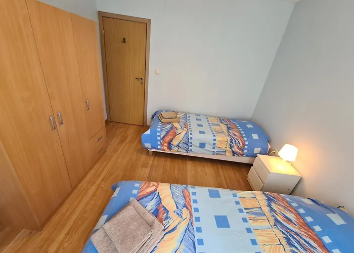 Spacious 2 Bedroom Apartmán *